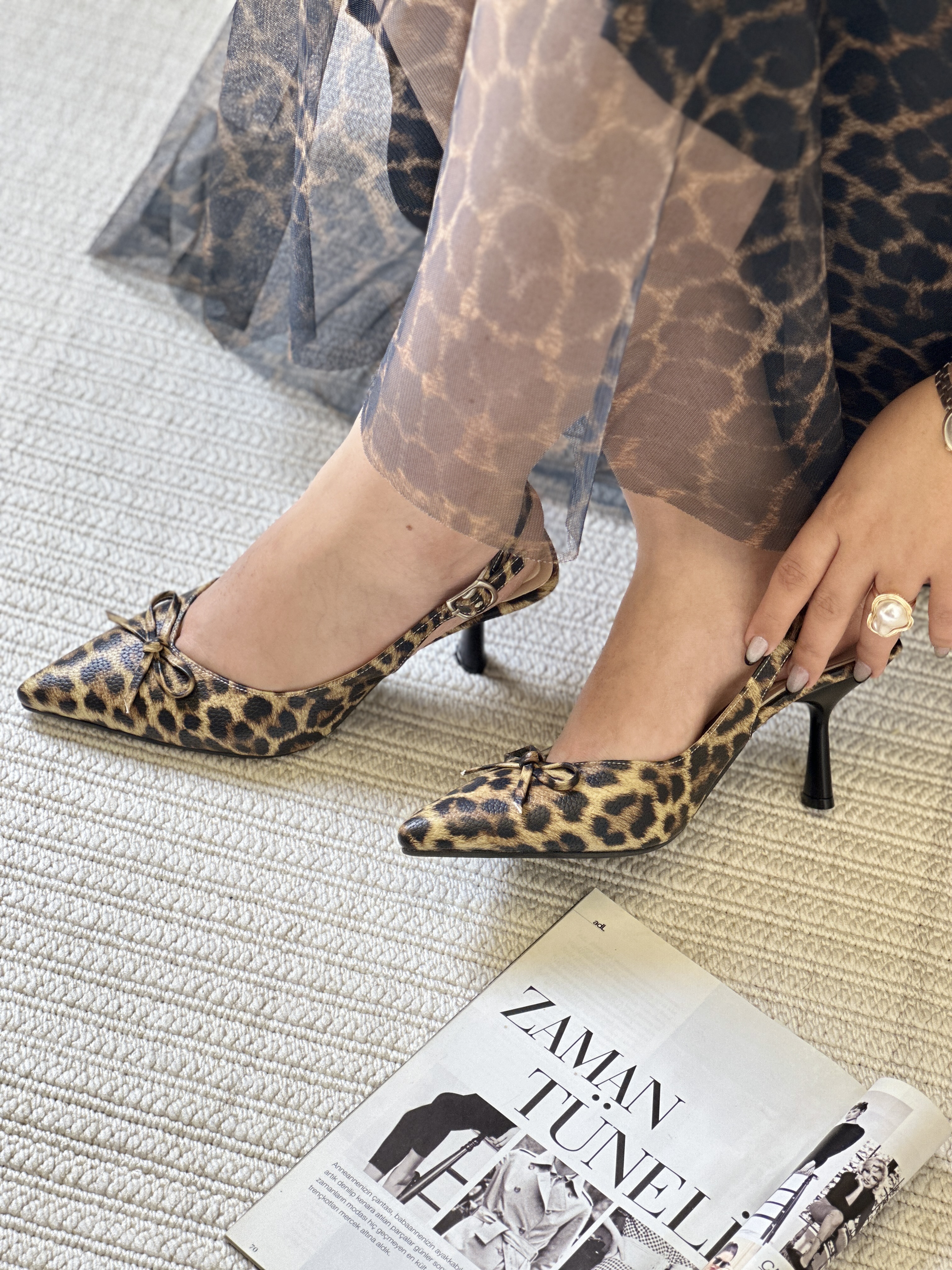 کفش پاشنه‌دار زنانه طرح پلنگی – شیک و مجلسی